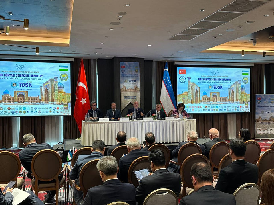 "Ipak yoʻli" xalqaro tadqiqot instituti Samarqand shahrida boʻlib oʻtgan Xalqaro “Turk dunyosi meʼmorchiligi va shaharsozligi Qurultoyi” da faol ishtirok etdi